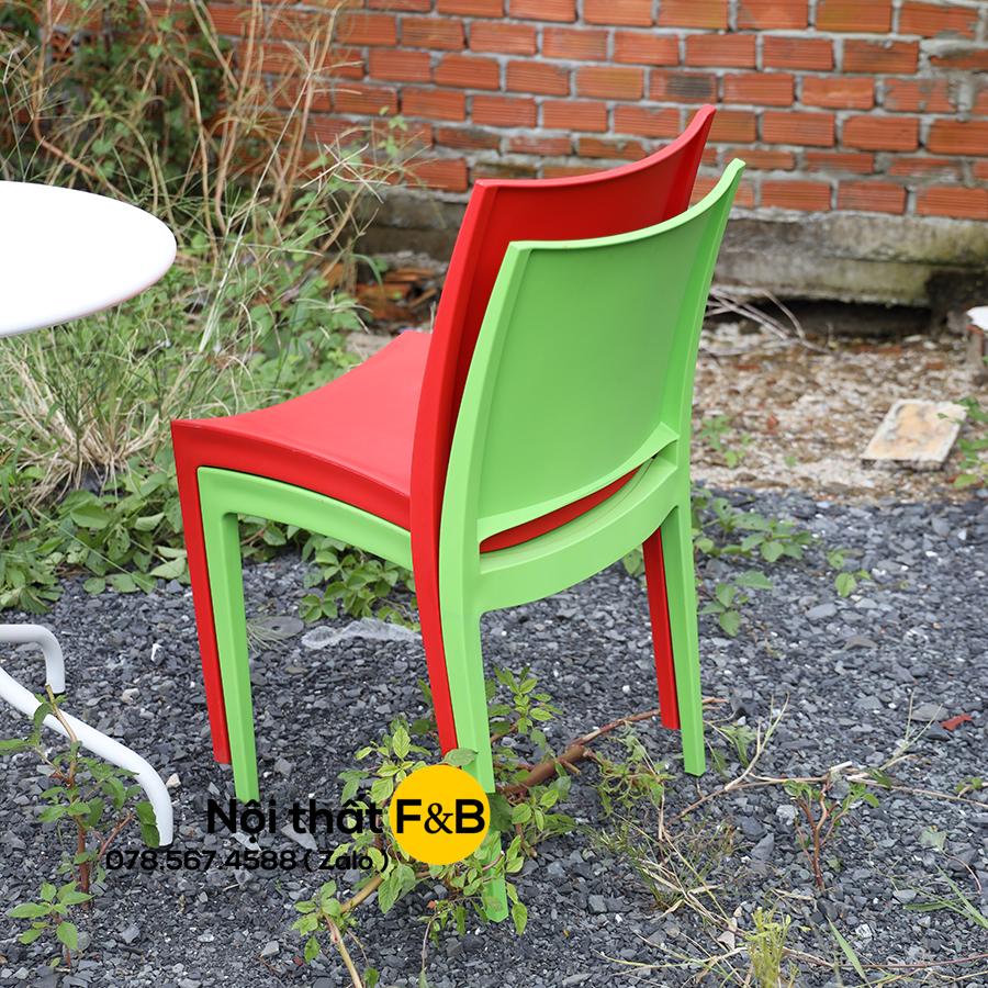 Ghế nhựa đúc nguyên khối